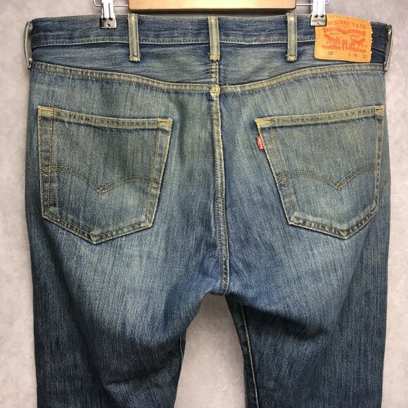 Lot of 2 Levis Mens 501 Jeans Blue size 38x32 Original Fit Denim Wear and Fading - Picture 4 of 12